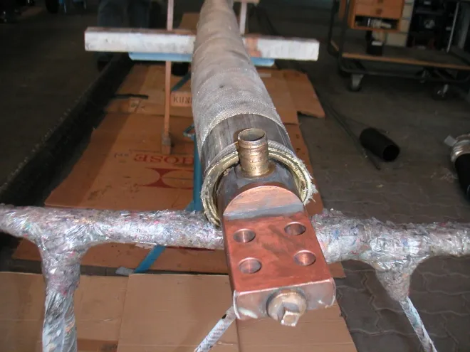 Wassergekühltes Hochstrom-Kabel
